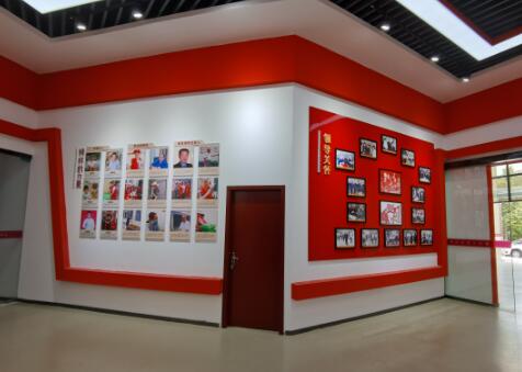 如何選擇智慧黨建展廳合適的展示設(shè)備